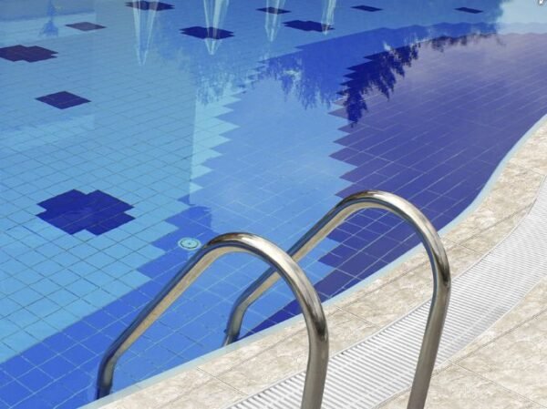 PASTILHA PISCINA/FACHADA BRILHANTE 10X10CM AZUL COBALTO CERAL (2,07)