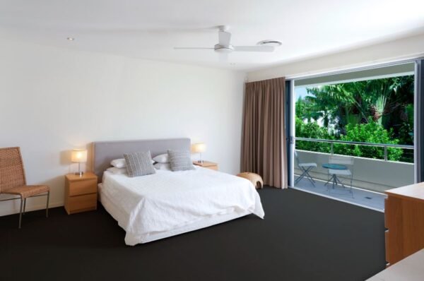 PORCELANATO ACETINADO RETIFICADO TERRA NERA BLACK 84X84 DELTA (2,80)